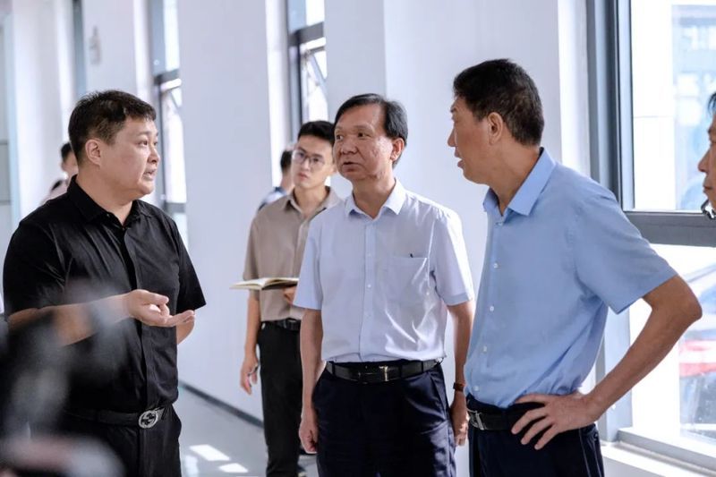 卓一簡訊丨熱烈歡迎“新鄉(xiāng)市政協(xié)”、“衛(wèi)輝政協(xié)”考察團一行蒞臨卓一牧業(yè)考察調(diào)研！