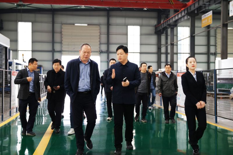 卓一簡訊|熱烈歡迎河南省農(nóng)業(yè)農(nóng)村廳領導團蒞臨卓一牧業(yè)參觀考察！